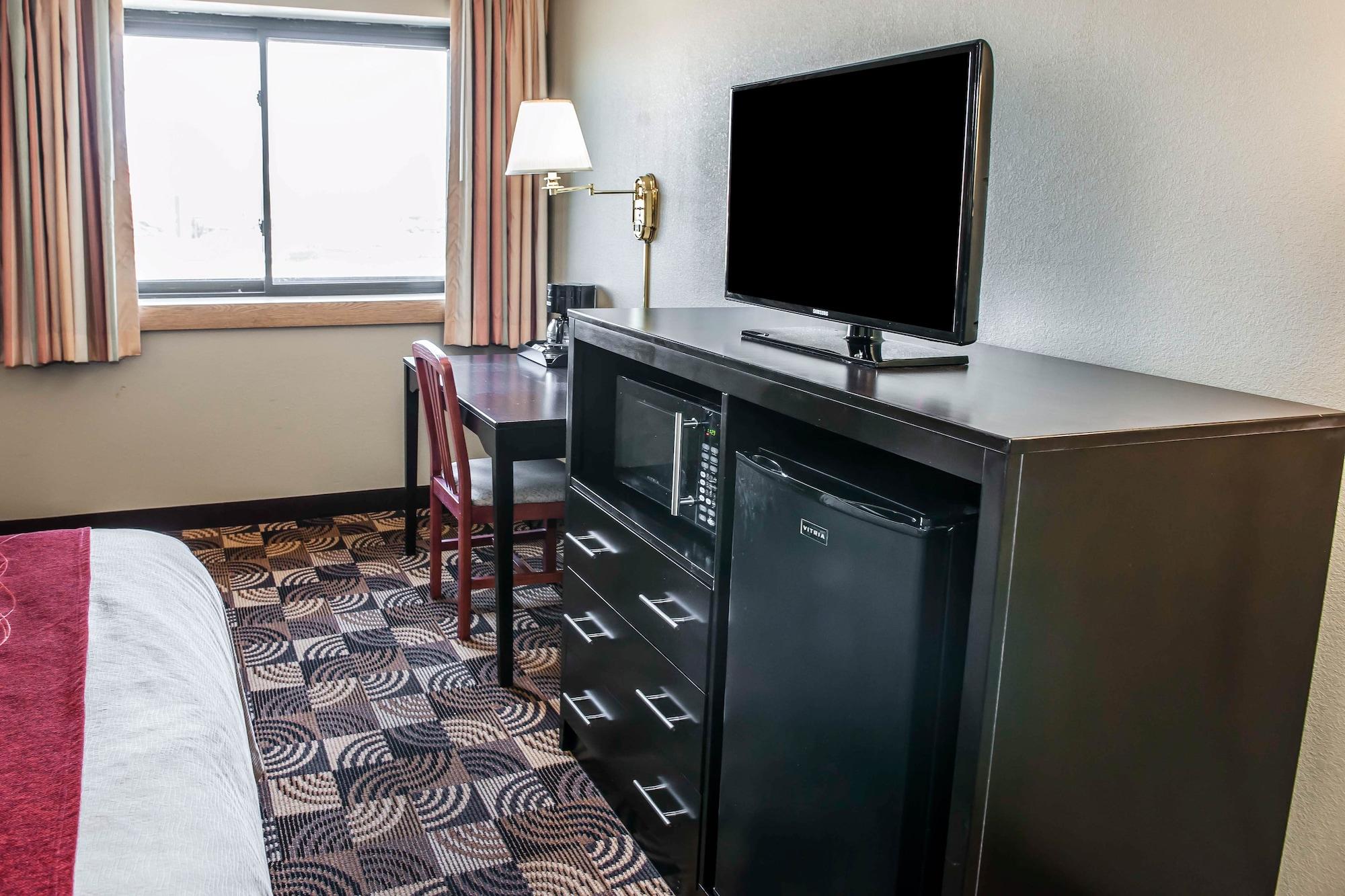 Comfort Inn & Suites North At The Pyramids Indianapolis Buitenkant foto