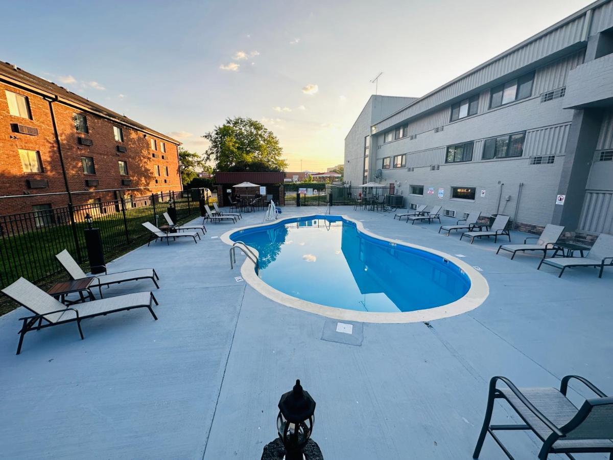 Comfort Inn & Suites North At The Pyramids Indianapolis Buitenkant foto