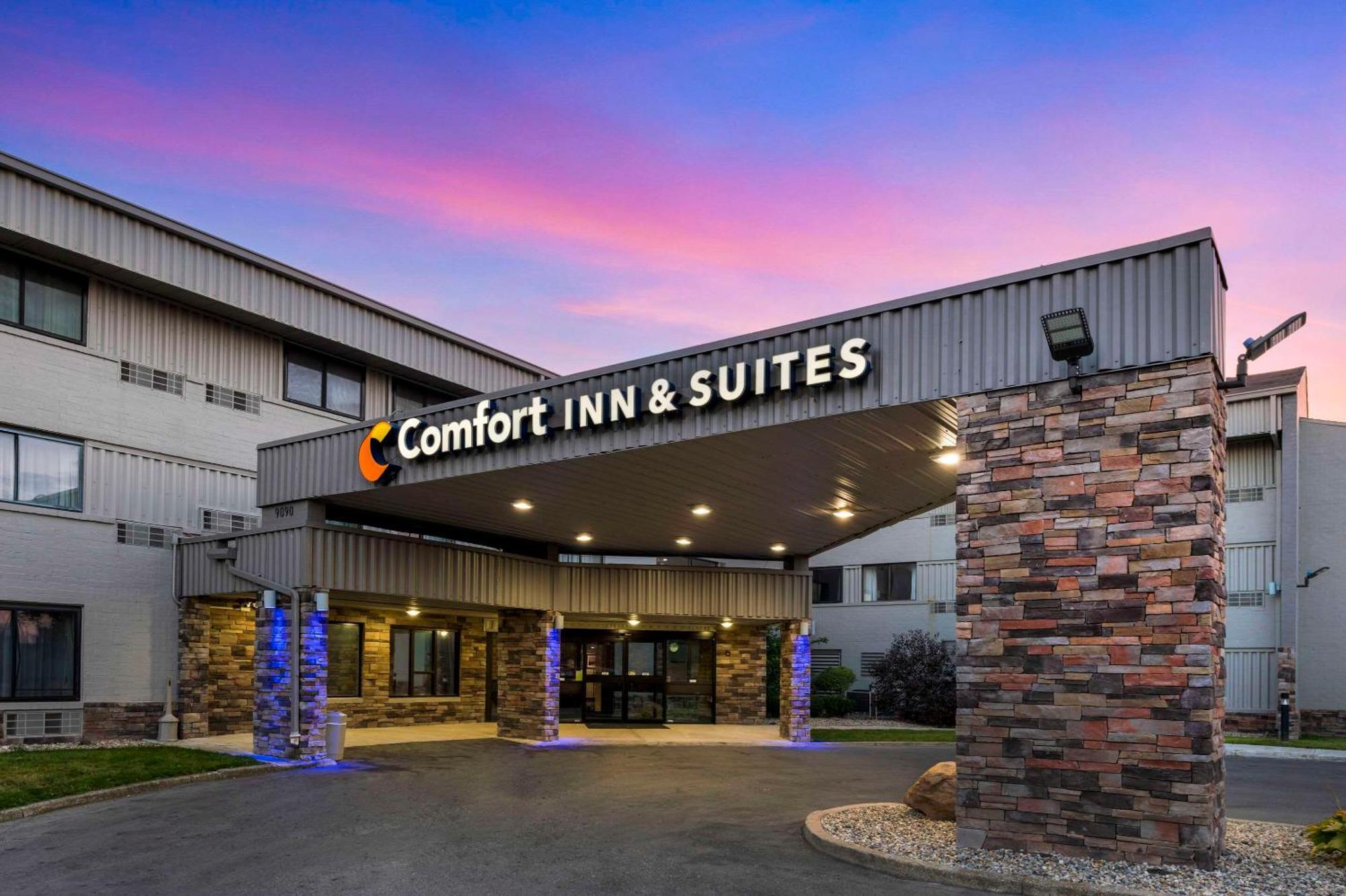 Comfort Inn & Suites North At The Pyramids Indianapolis Buitenkant foto